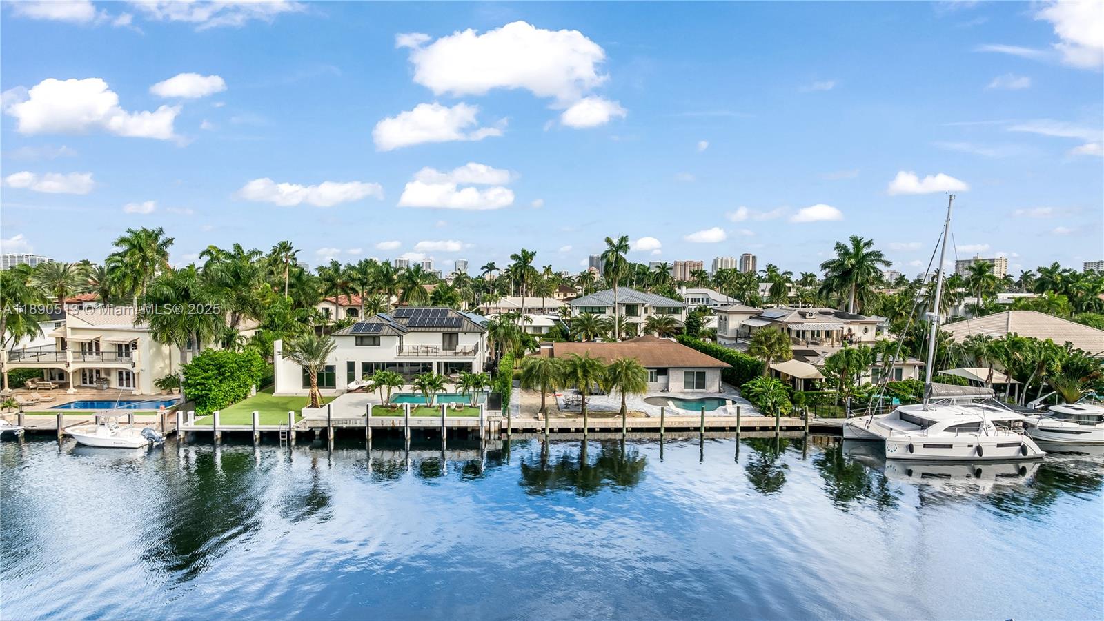 160 Isle Of Venice Dr # 402