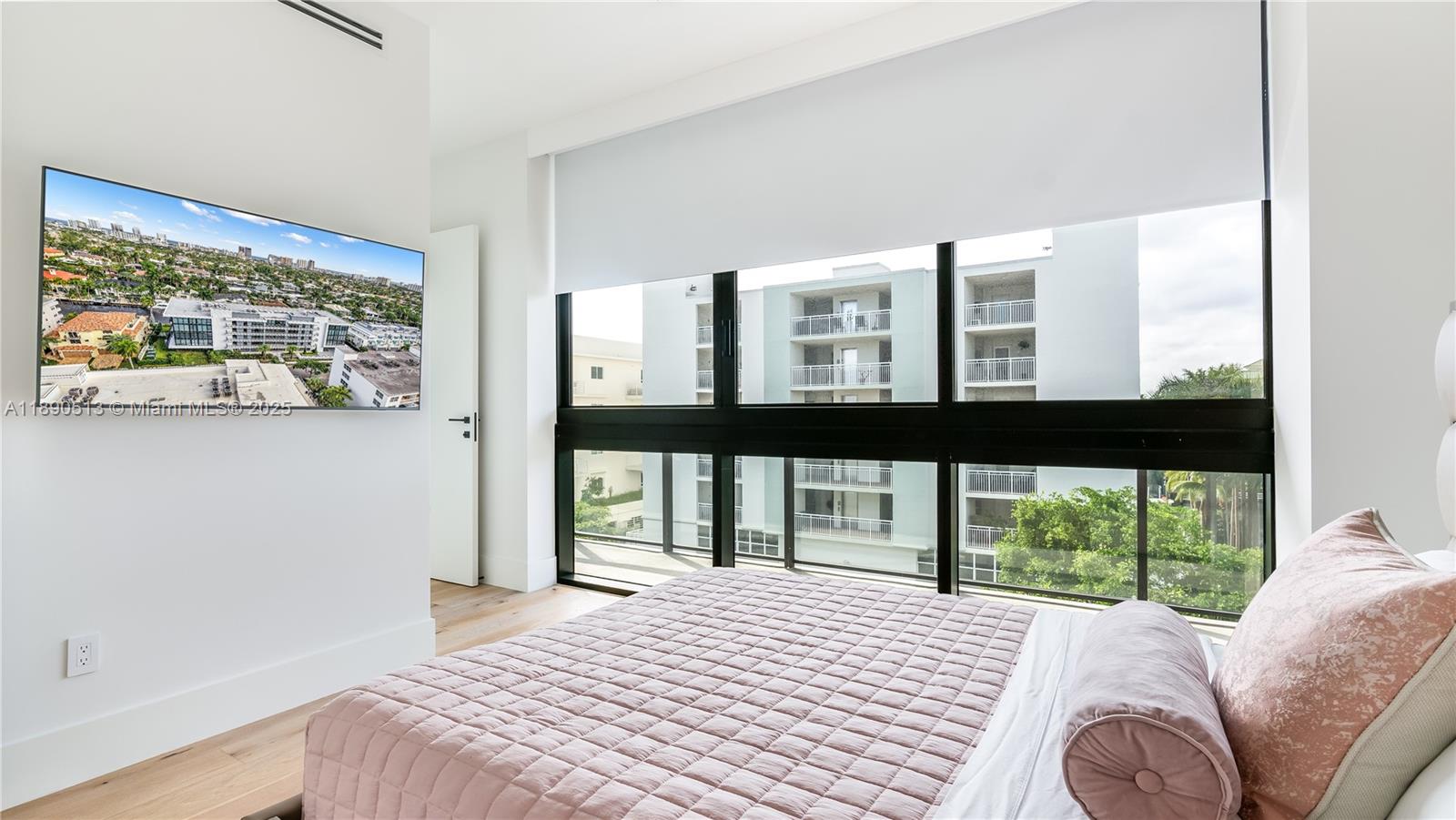 160 Isle Of Venice Dr # 402