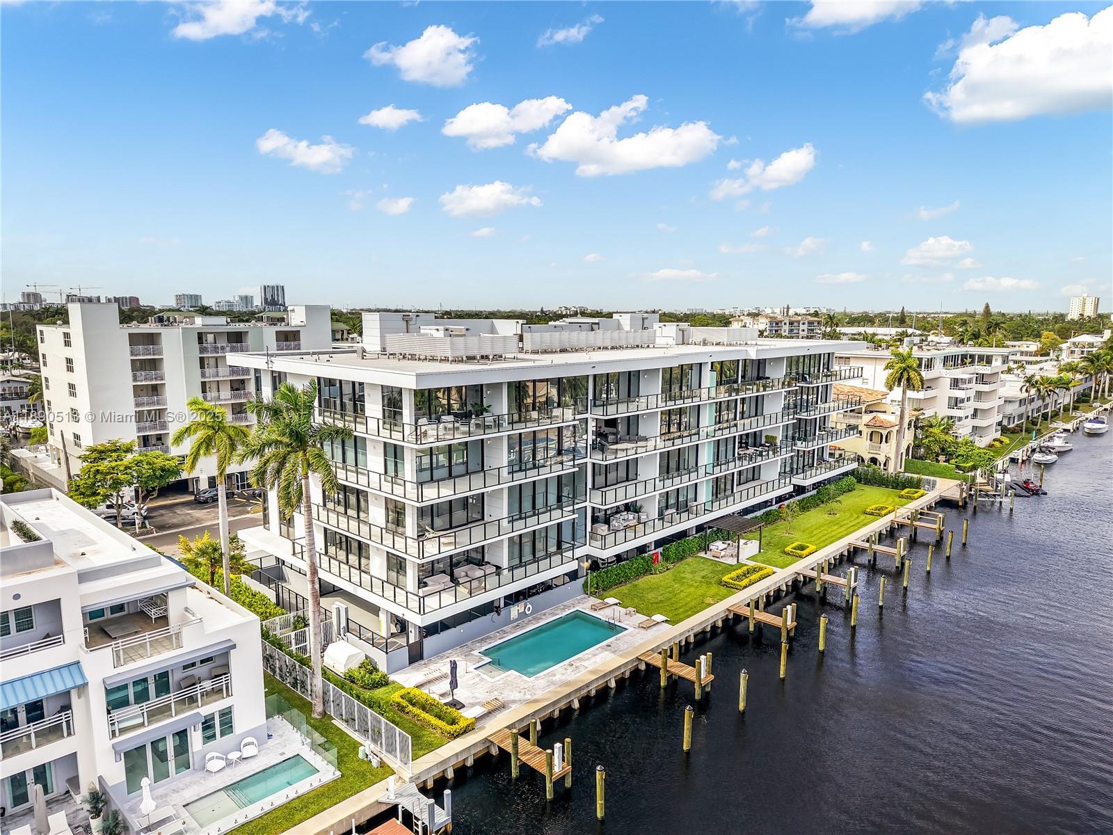 160 Isle Of Venice Dr # 402