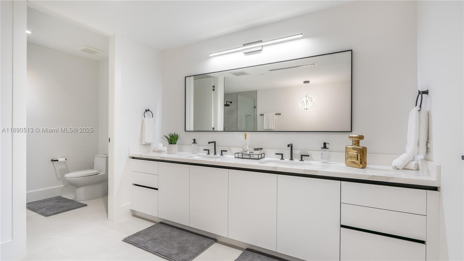 160 Isle Of Venice Dr # 402