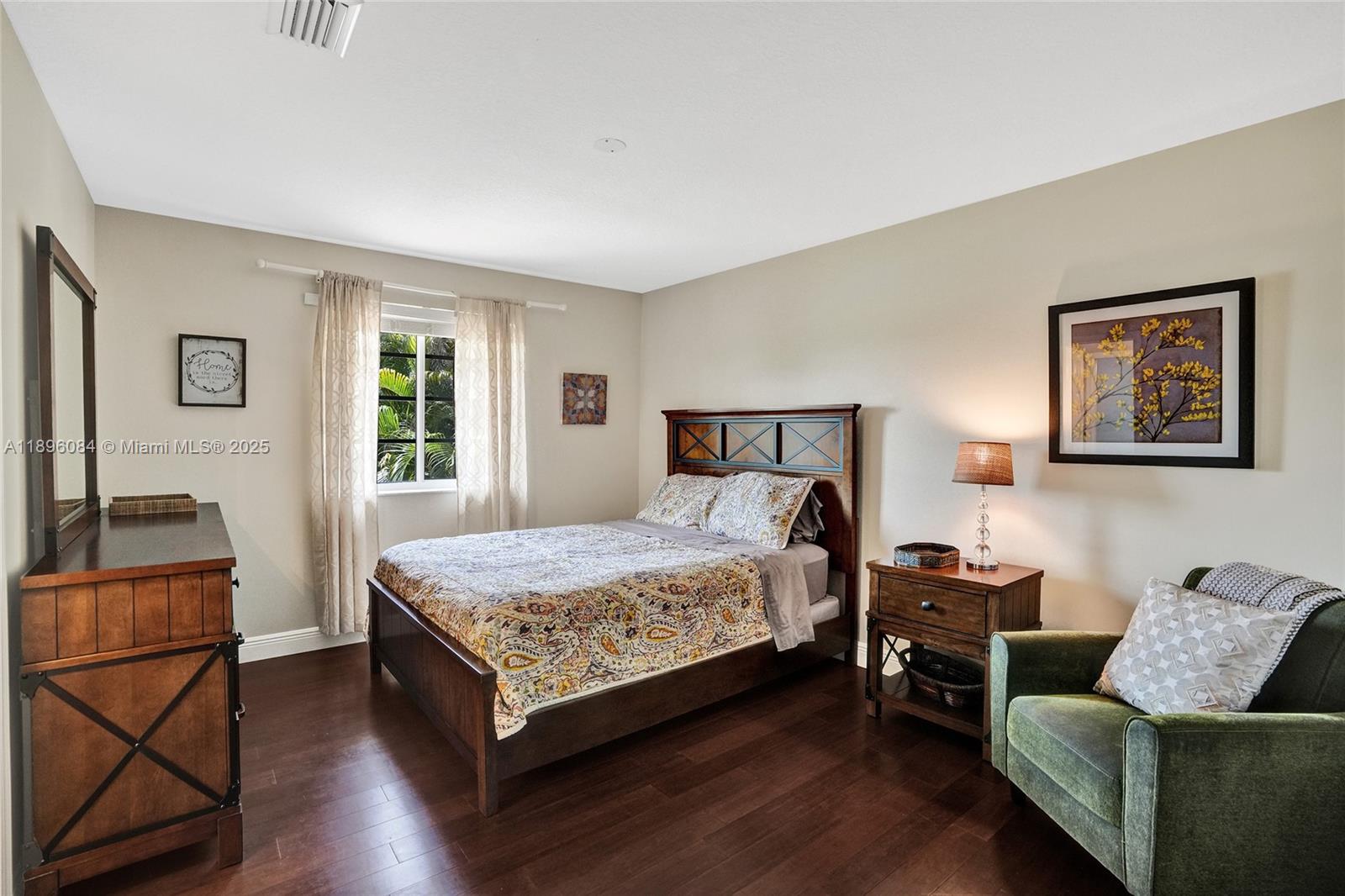 2509 Hunters Run Way