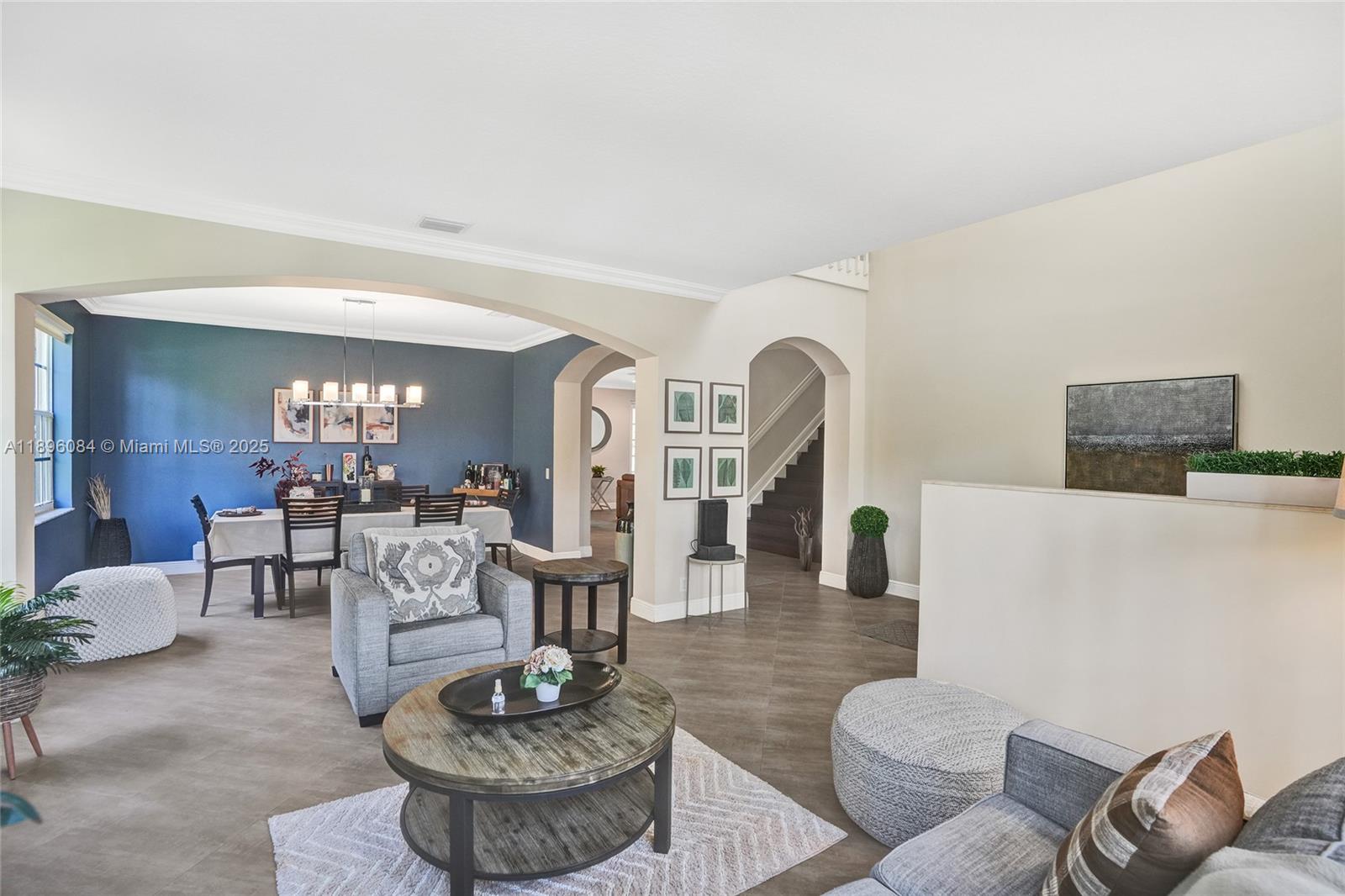 2509 Hunters Run Way