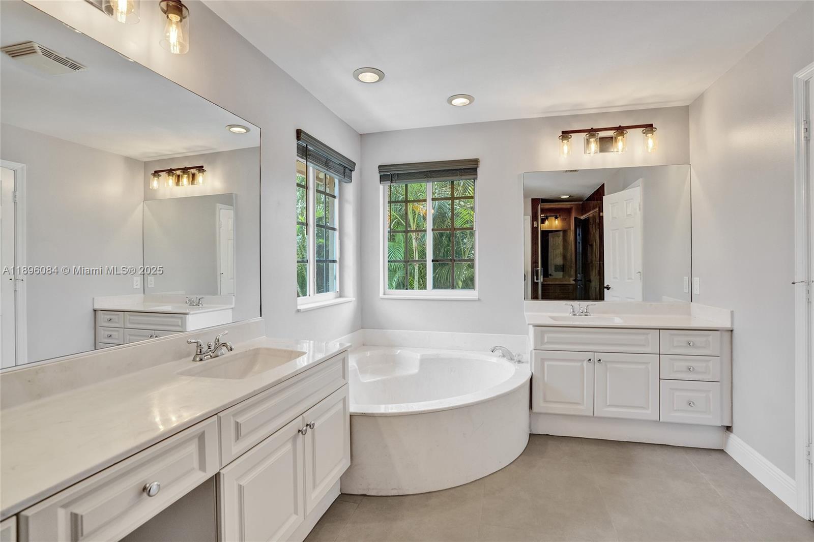 2509 Hunters Run Way