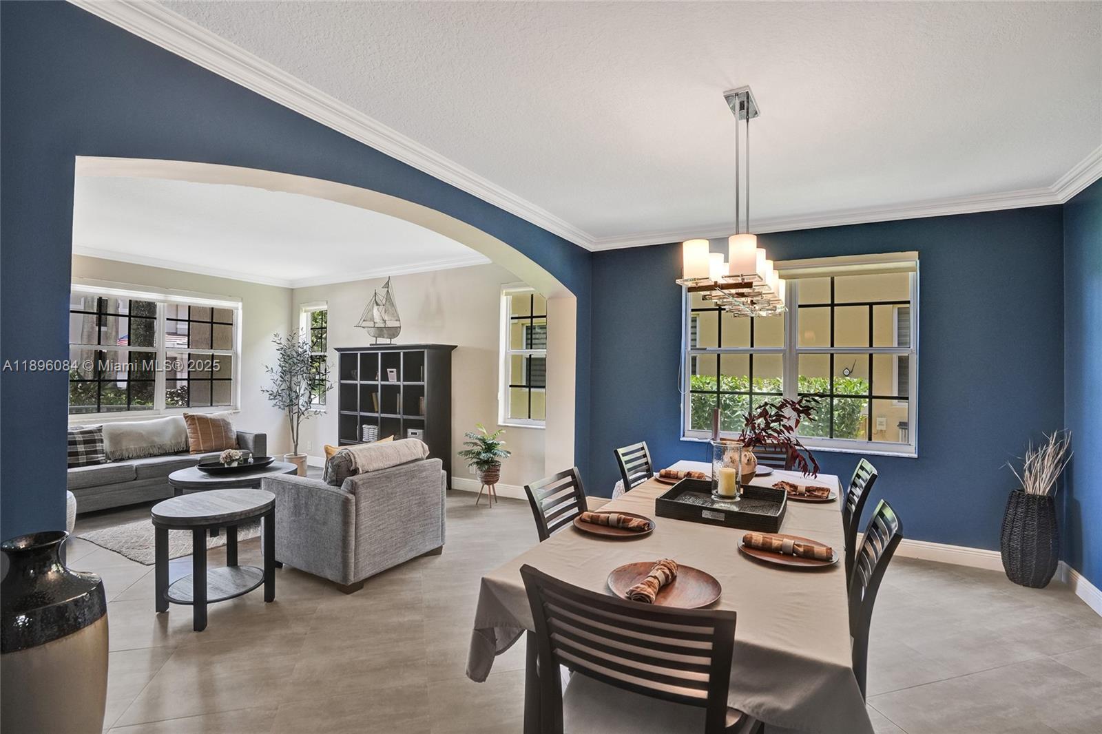 2509 Hunters Run Way