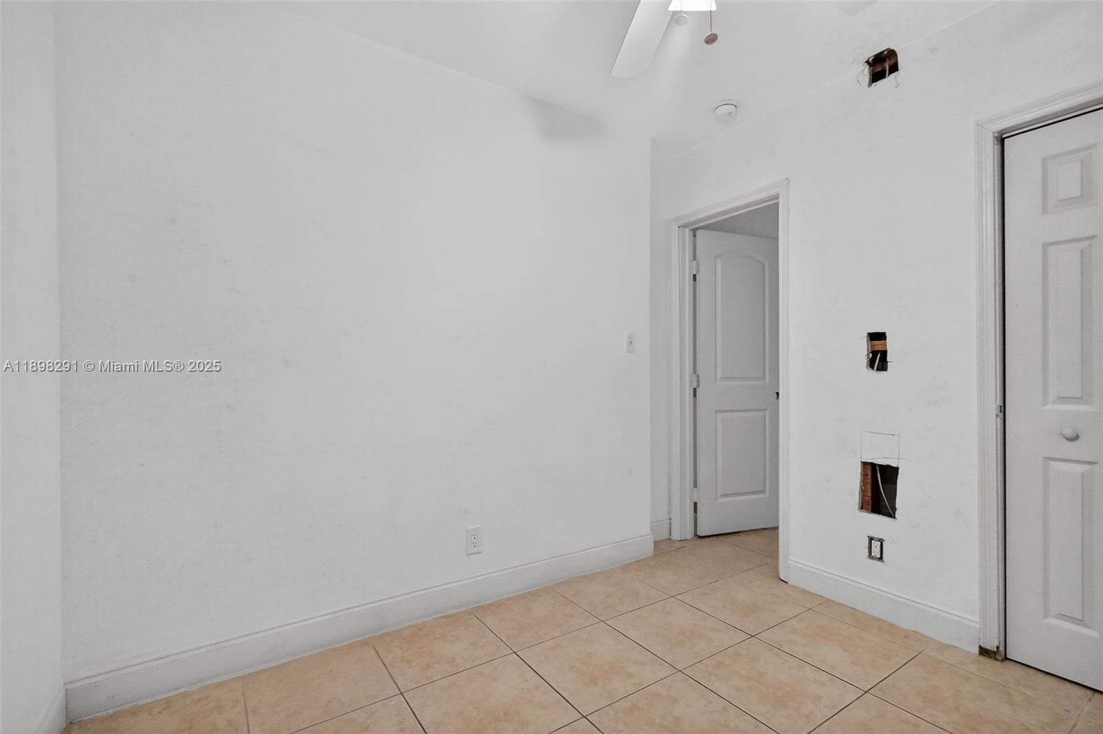 1537 NW 70th St, Miami