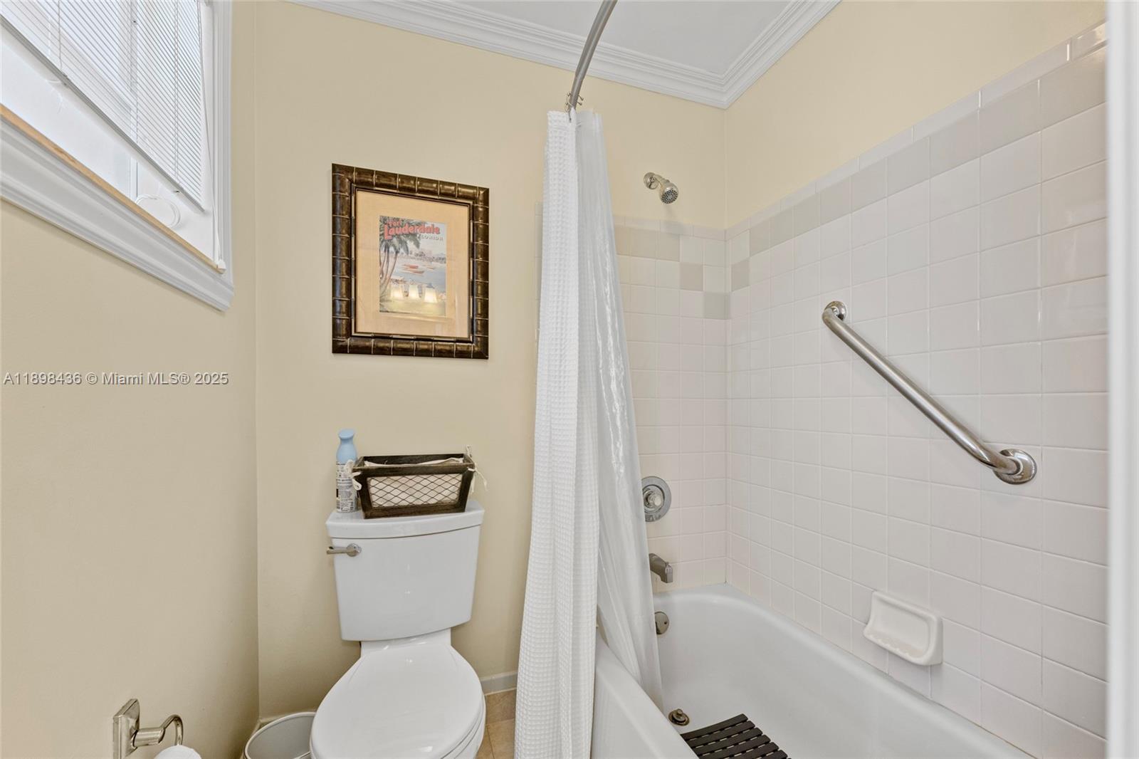 985 Spoonbill Cir, Weston