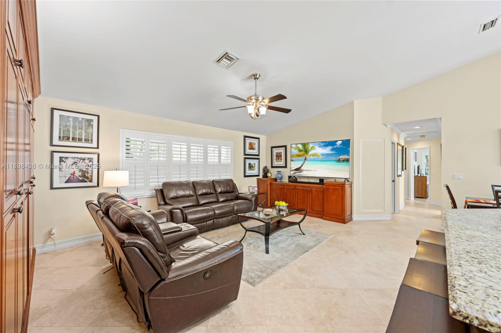 985 Spoonbill Cir, Weston