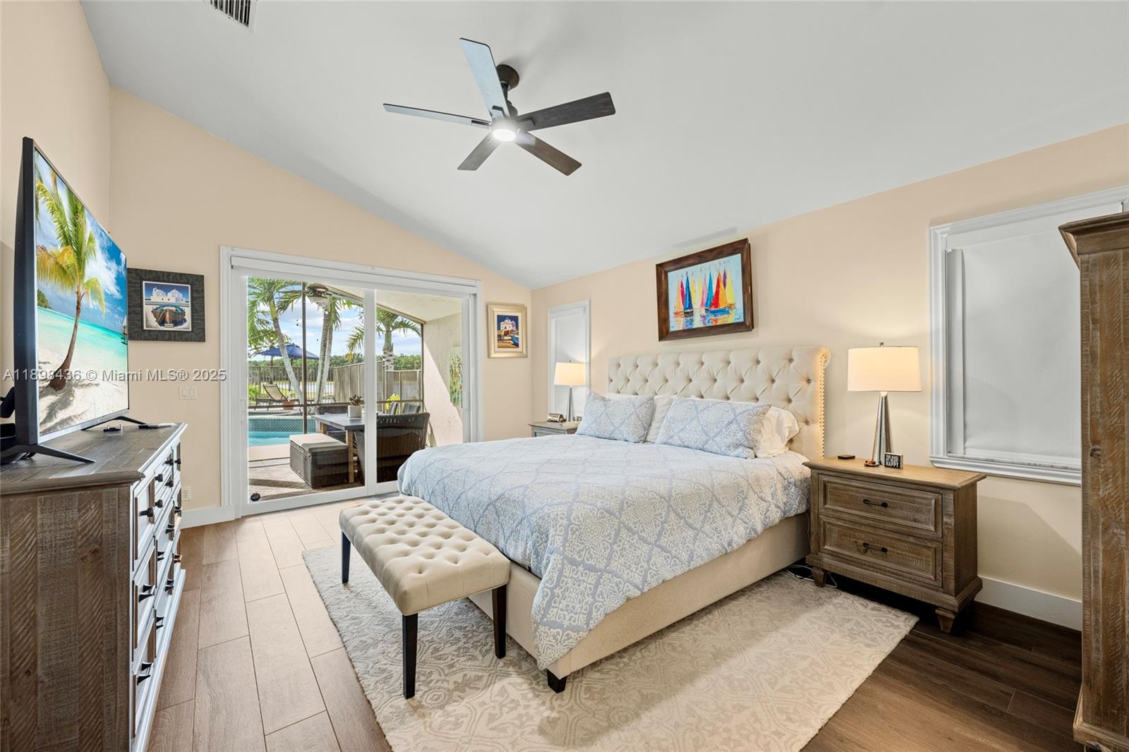 985 Spoonbill Cir, Weston