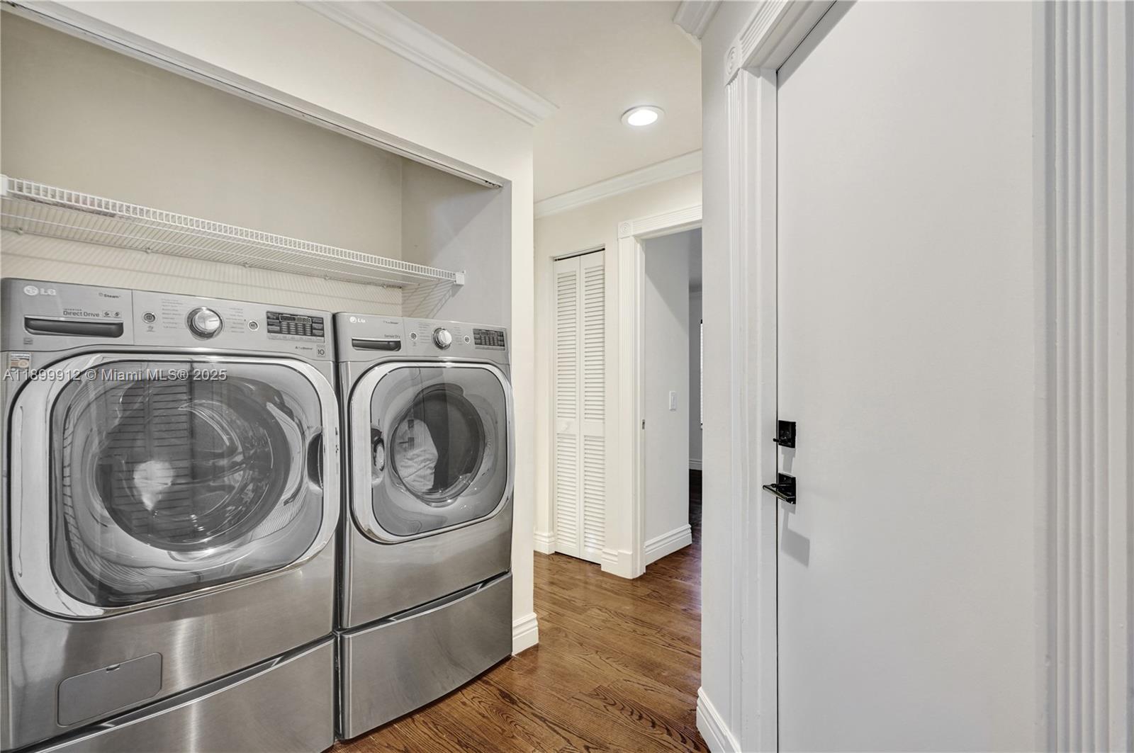 658 Stanton Dr, Weston