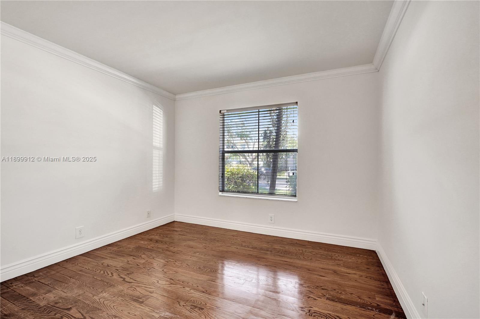 658 Stanton Dr, Weston