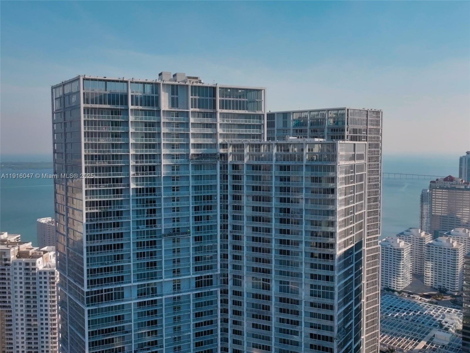 495 Brickell Ave # 3801