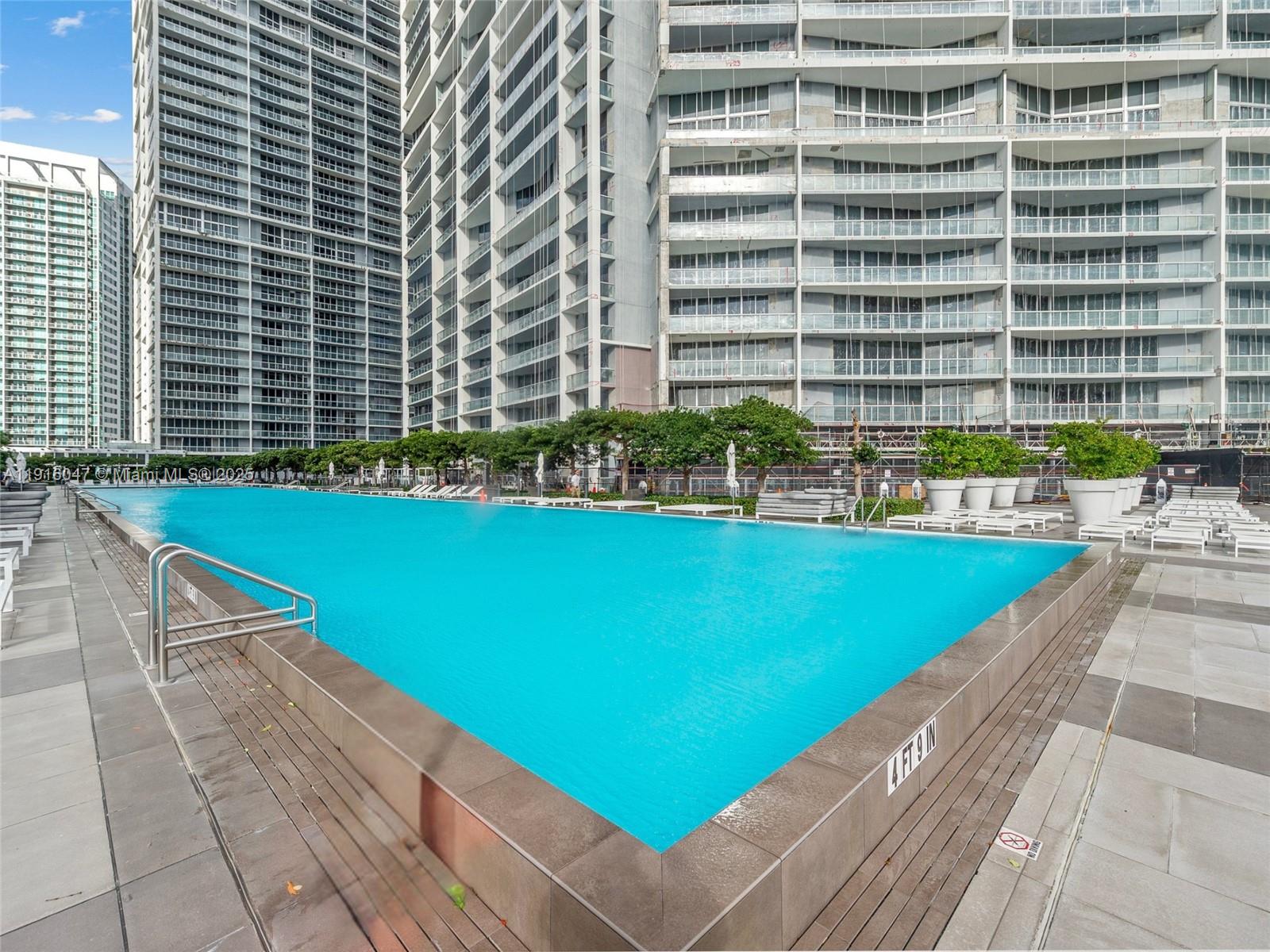 495 Brickell Ave # 3801