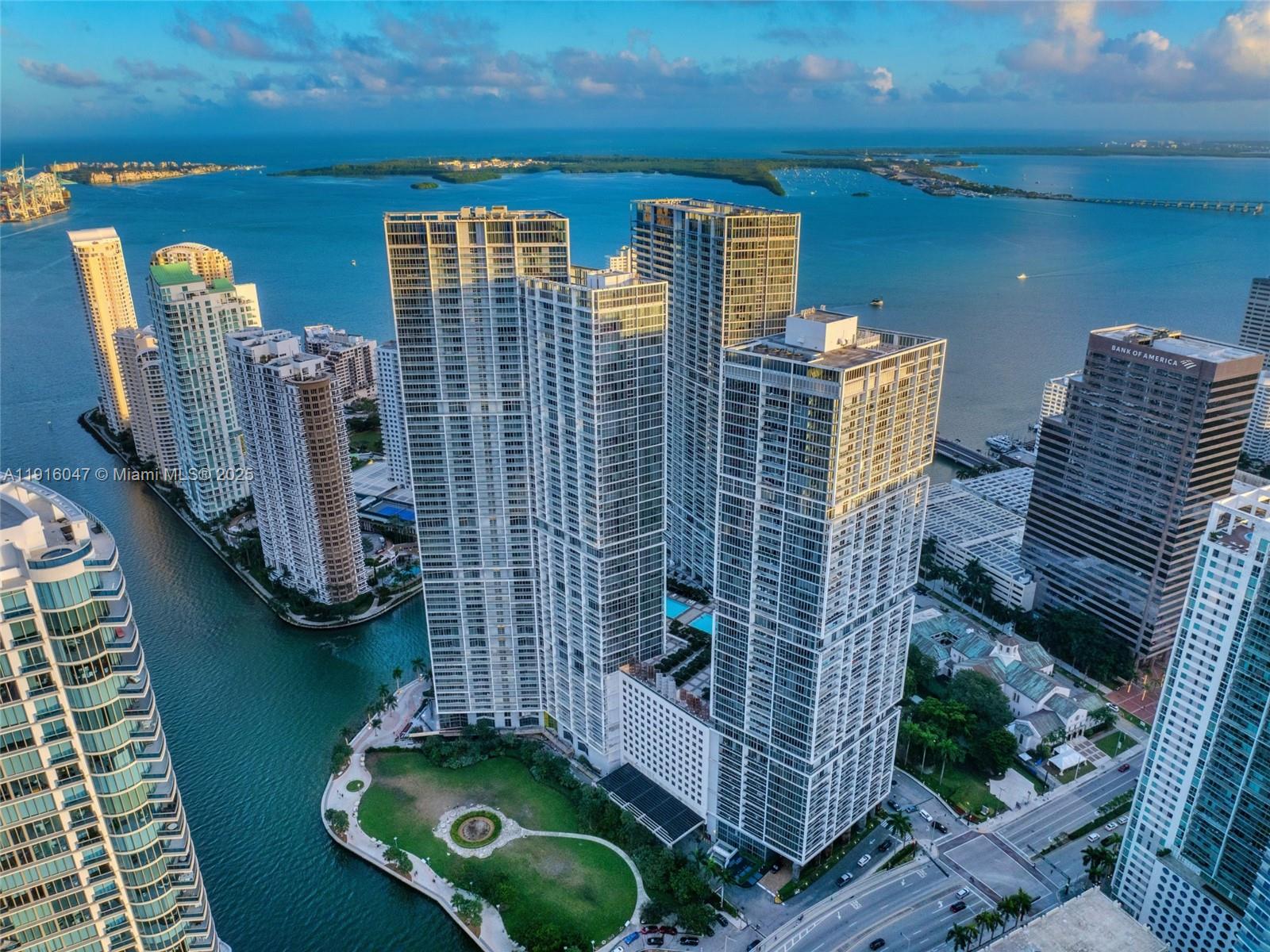 495 Brickell Ave # 3801