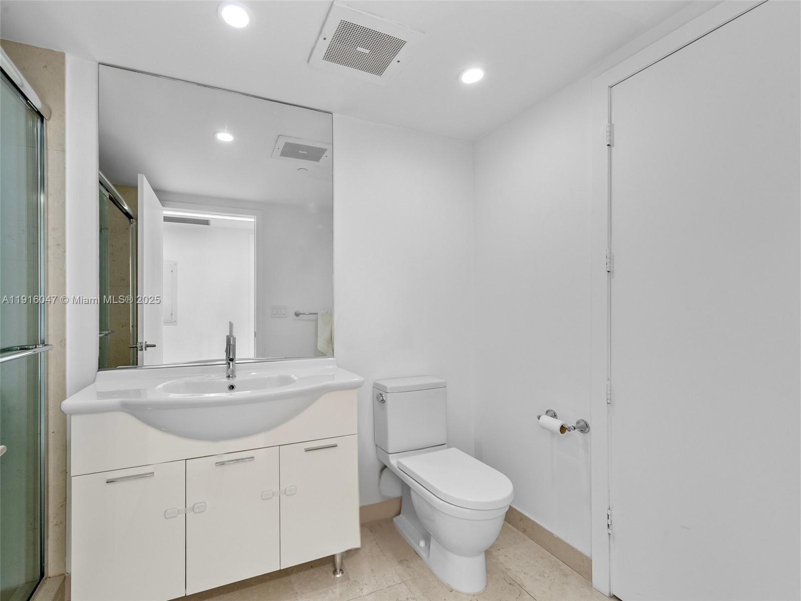 495 Brickell Ave # 3801