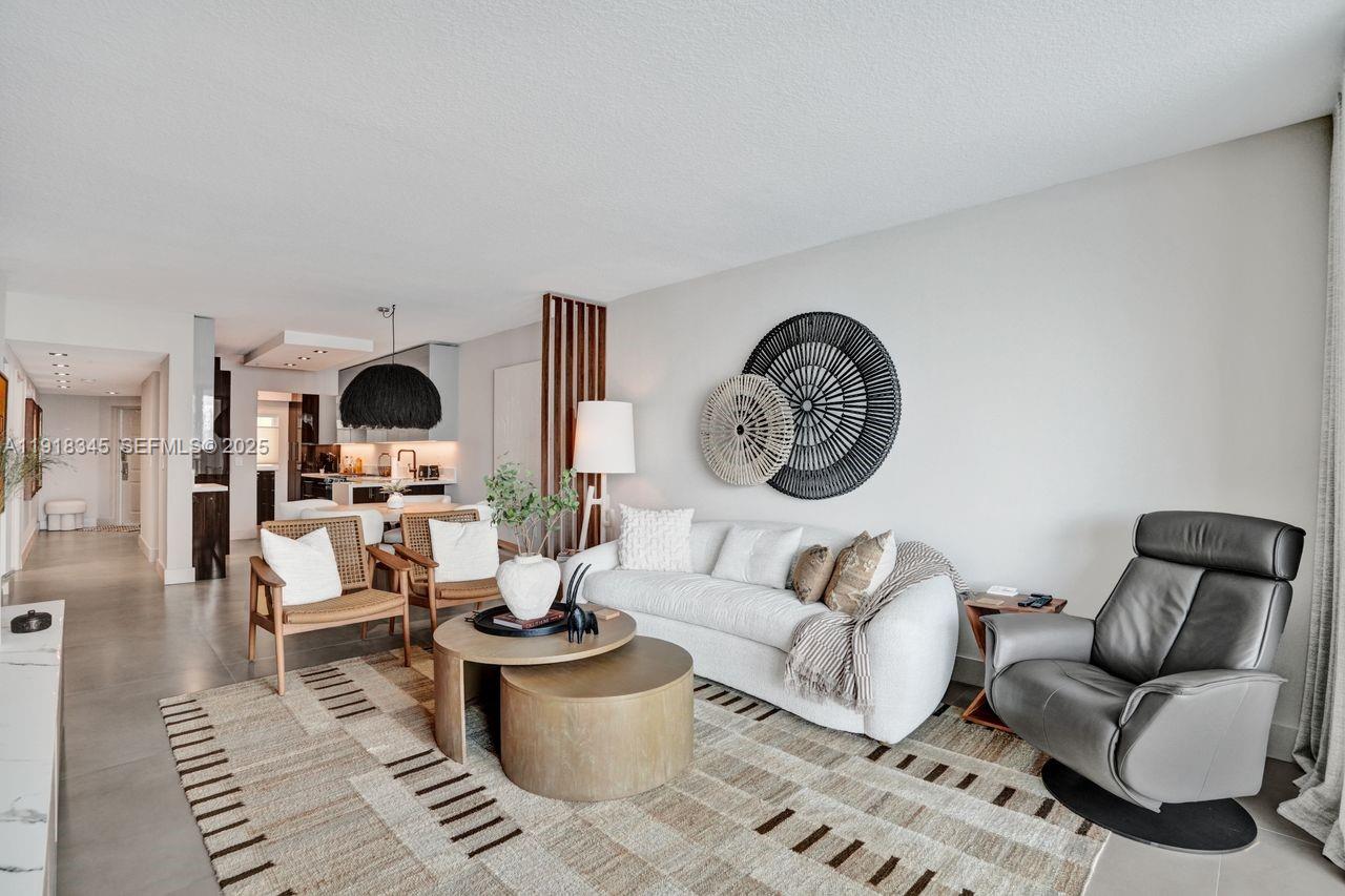 18100 N Bay Rd # 909