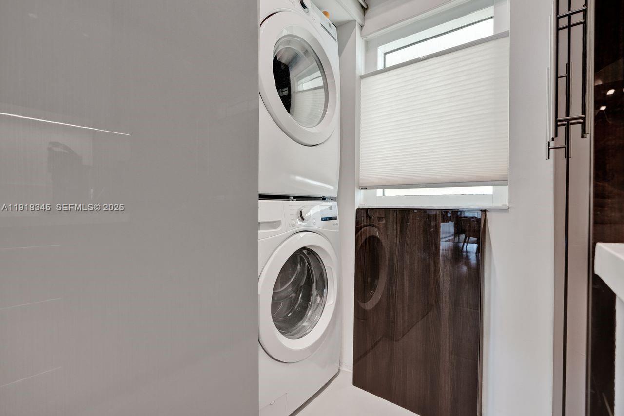 18100 N Bay Rd # 909