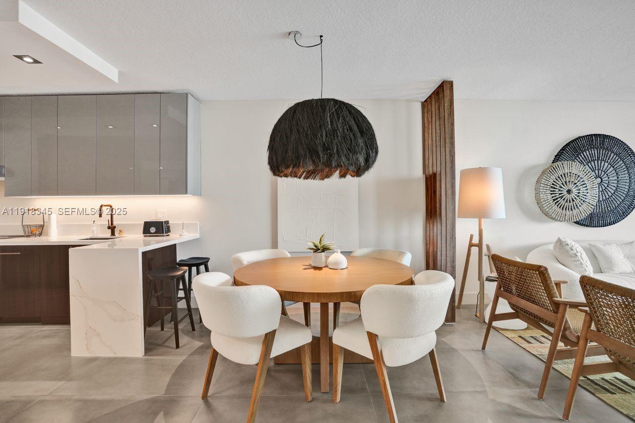 18100 N Bay Rd # 909