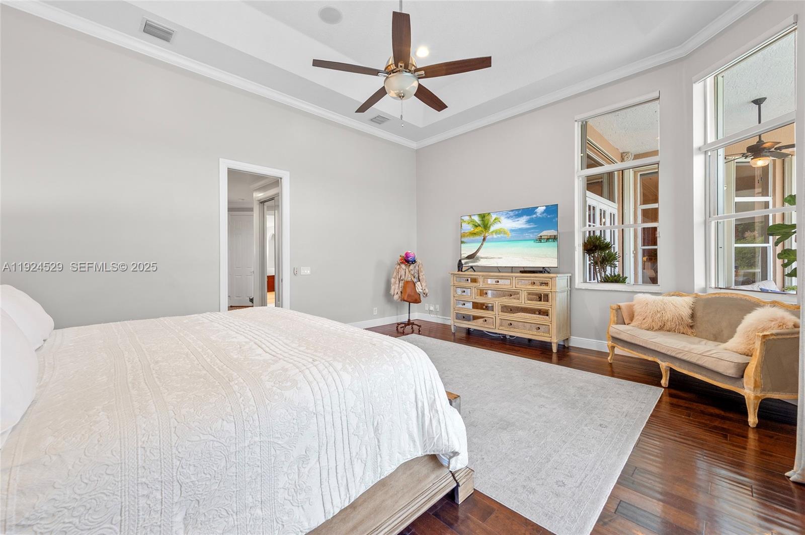 1470 Victoria Isle Dr