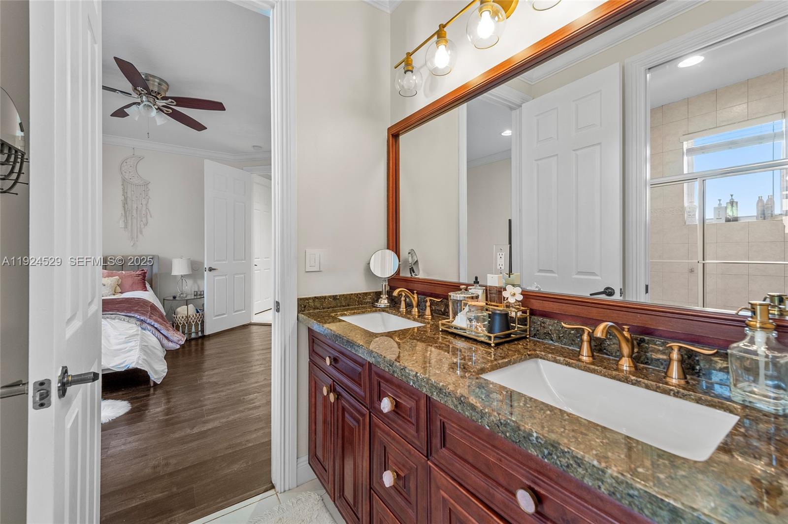 1470 Victoria Isle Dr