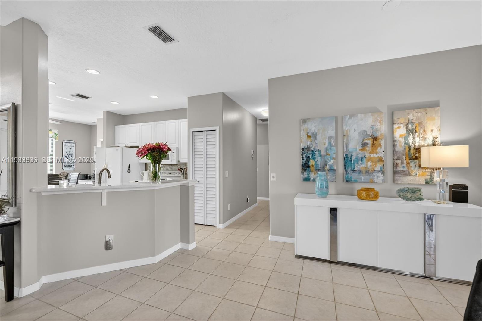 508 NW Waverly Cir, Port St. Lucie