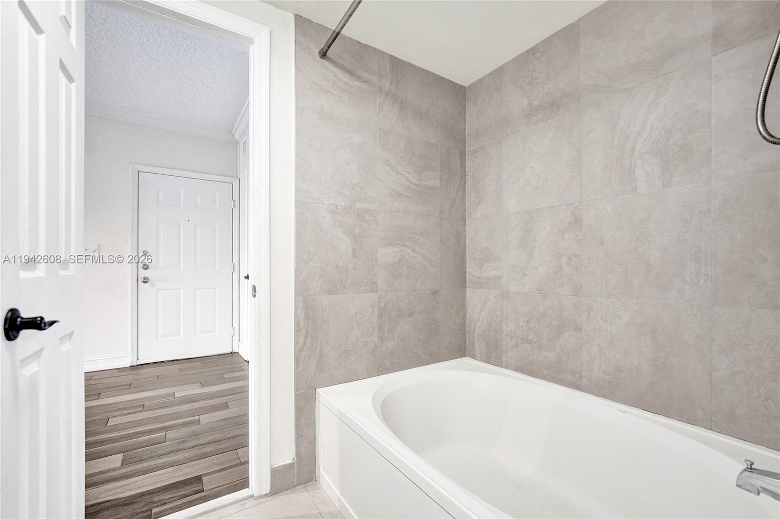 11600 SW 2nd St # 18203