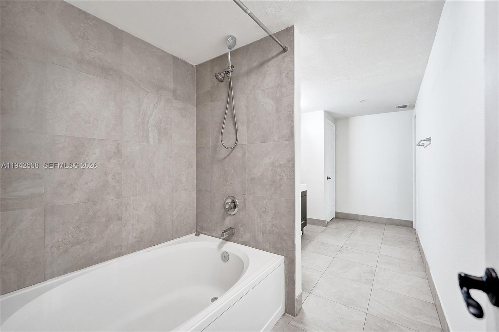 11600 SW 2nd St # 18203