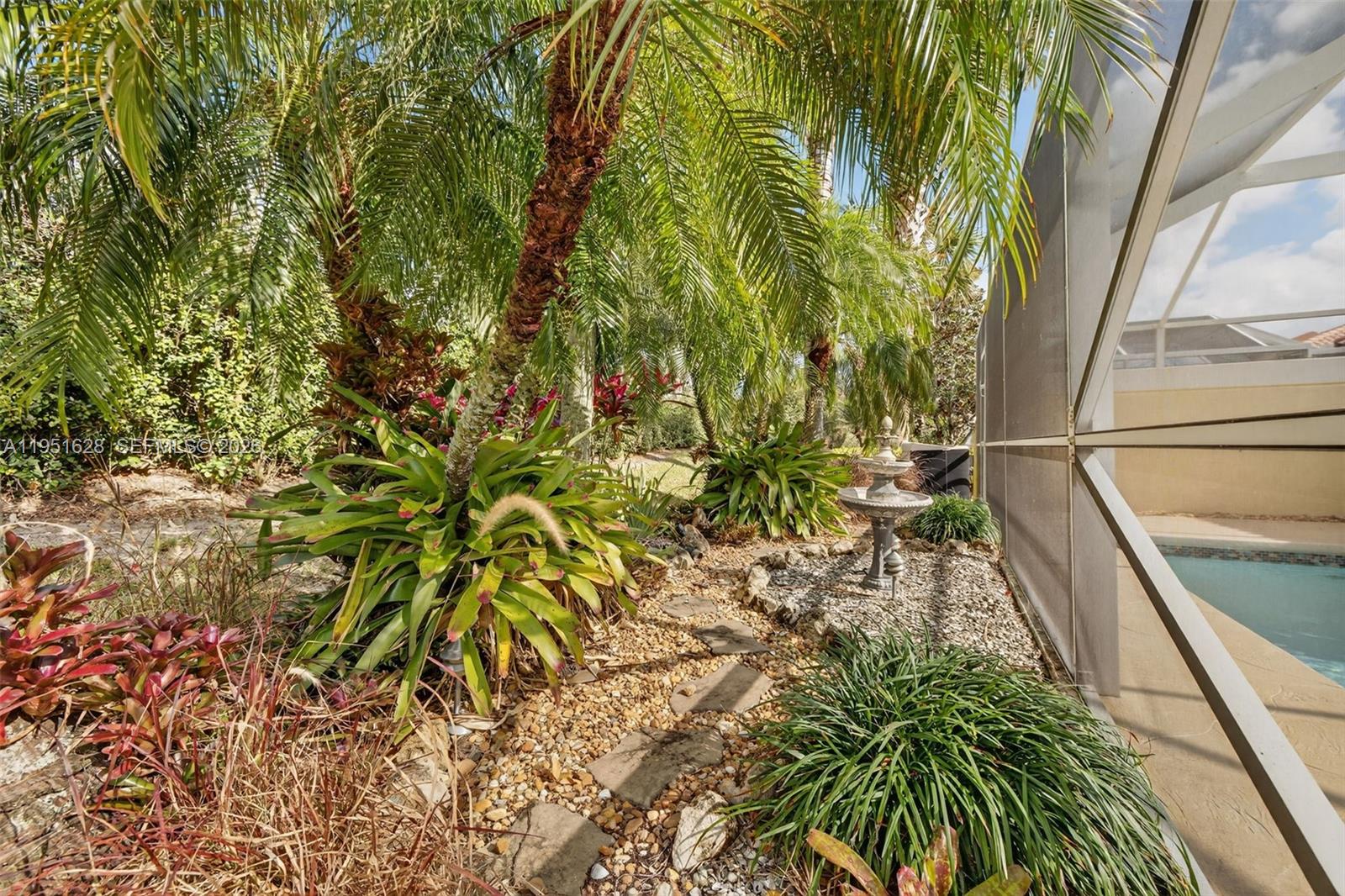 10653 SW Hartwick Dr, Port St. Lucie