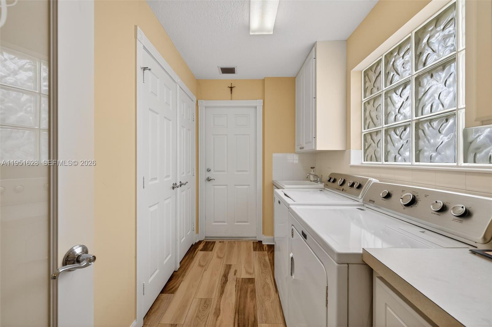 10653 SW Hartwick Dr, Port St. Lucie