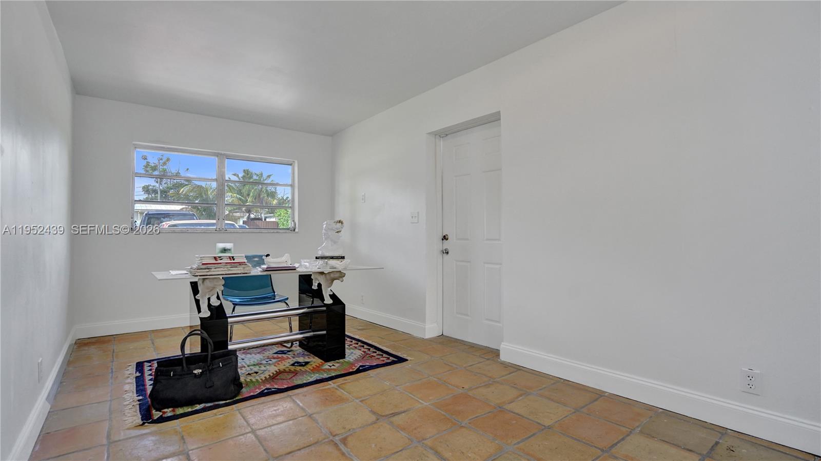 1105 N 31st Ct