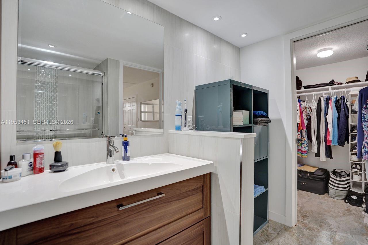 2681 S Course Dr # 204