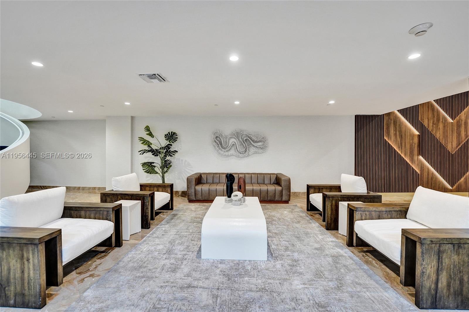 1370 S Ocean Blvd # 407