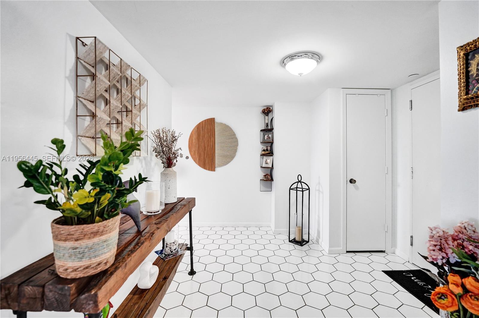 1370 S Ocean Blvd # 407
