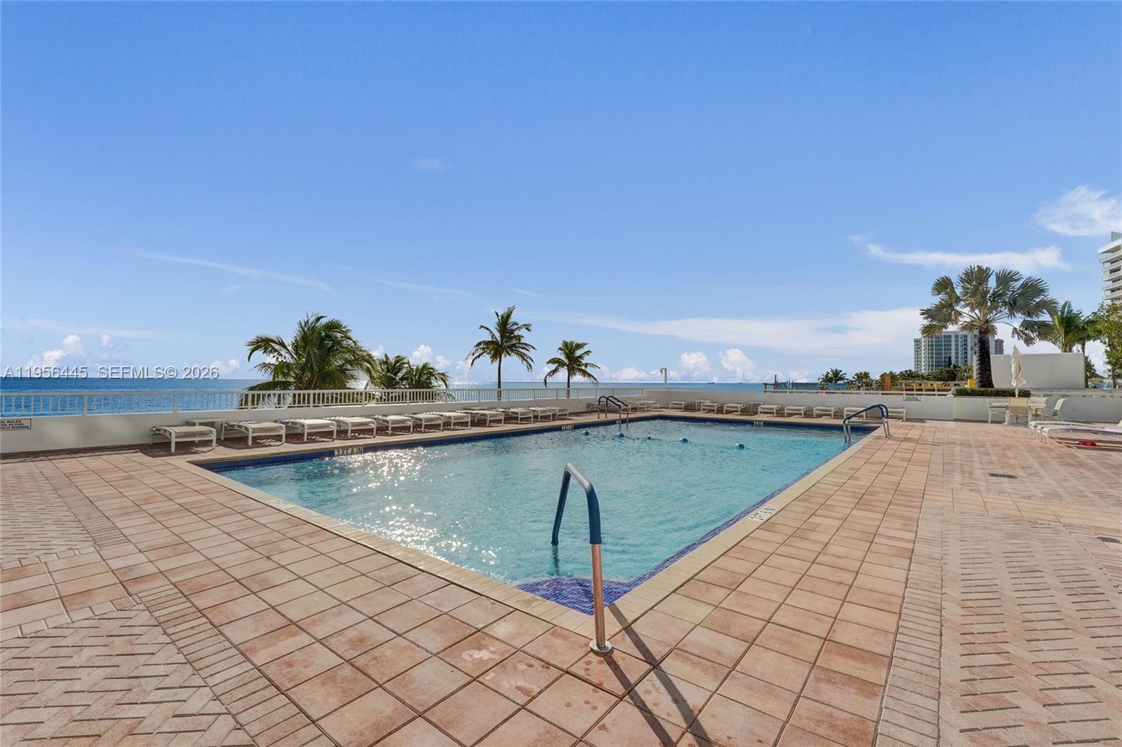 1370 S Ocean Blvd # 407