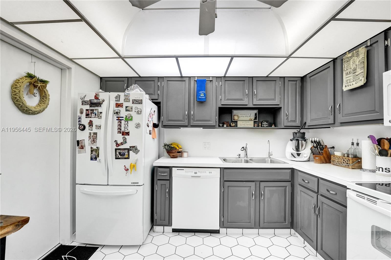 1370 S Ocean Blvd # 407