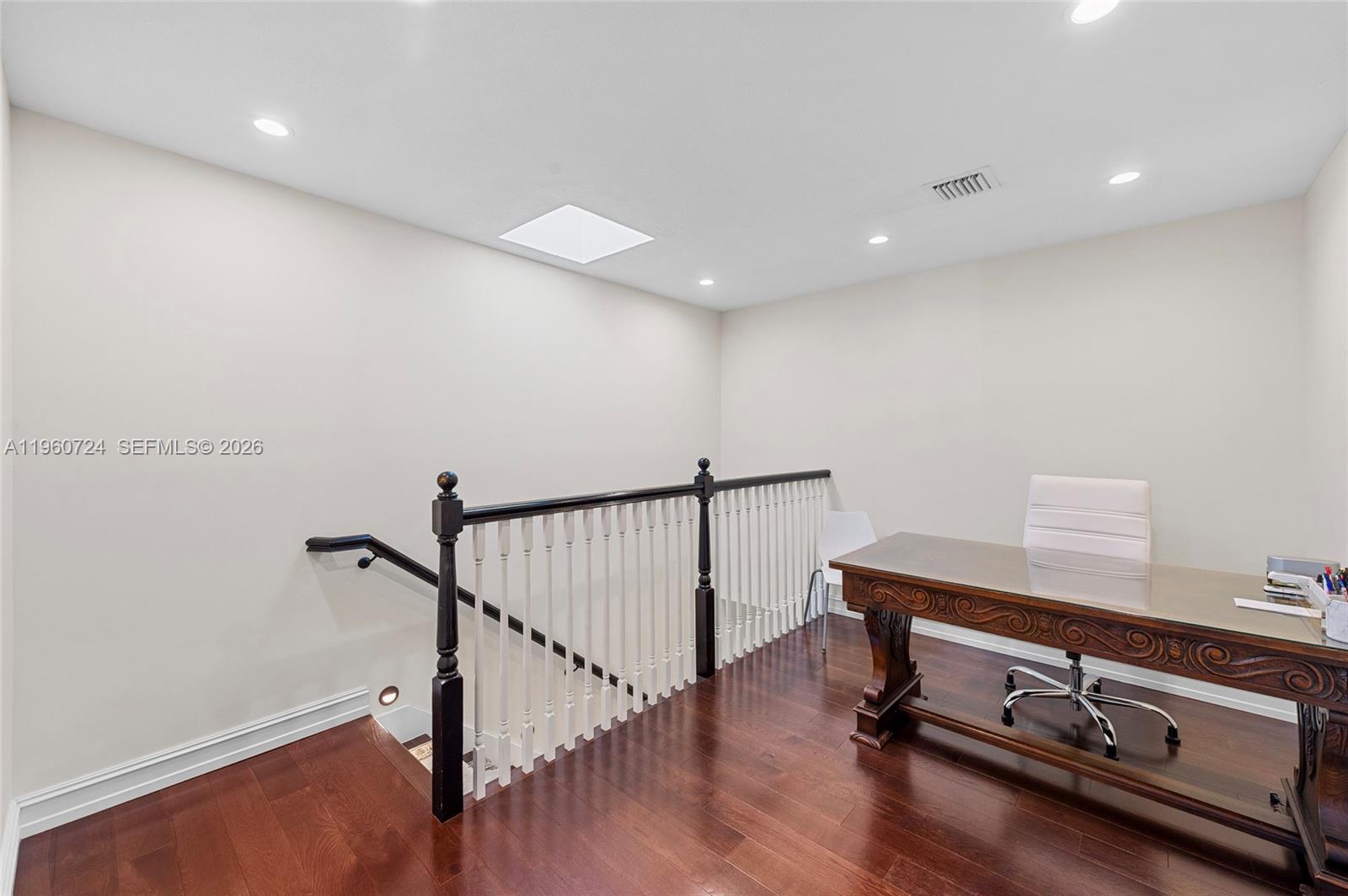 2567 Montclaire Cir
