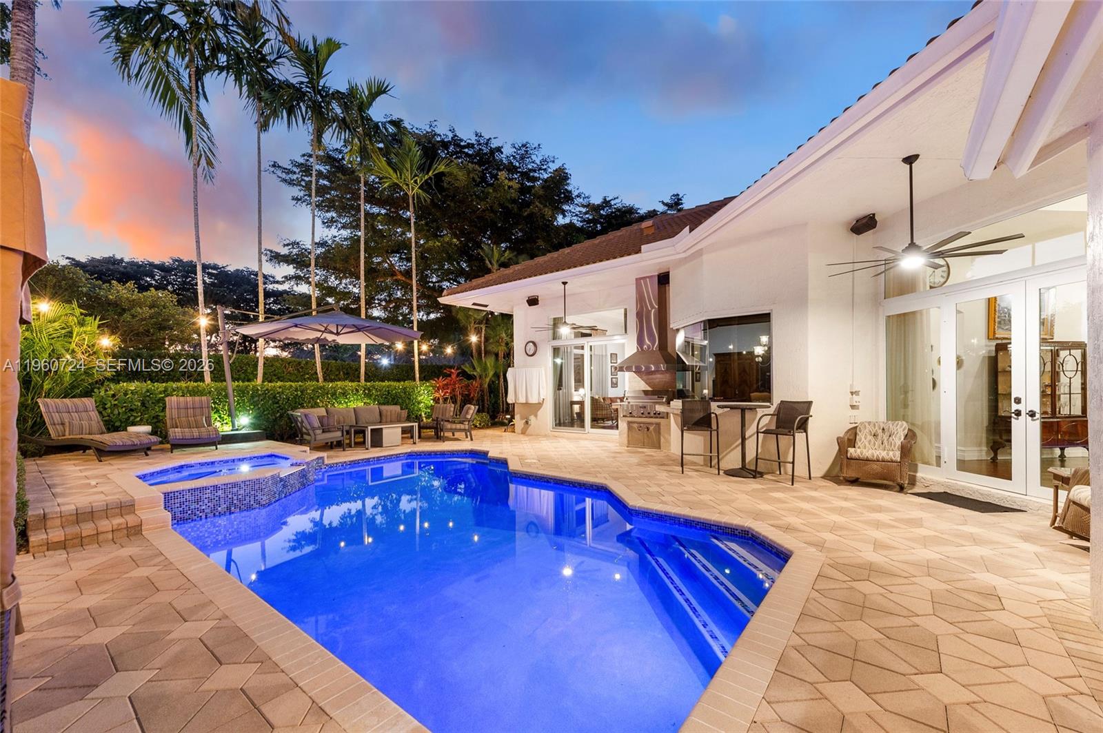 2567 Montclaire Cir