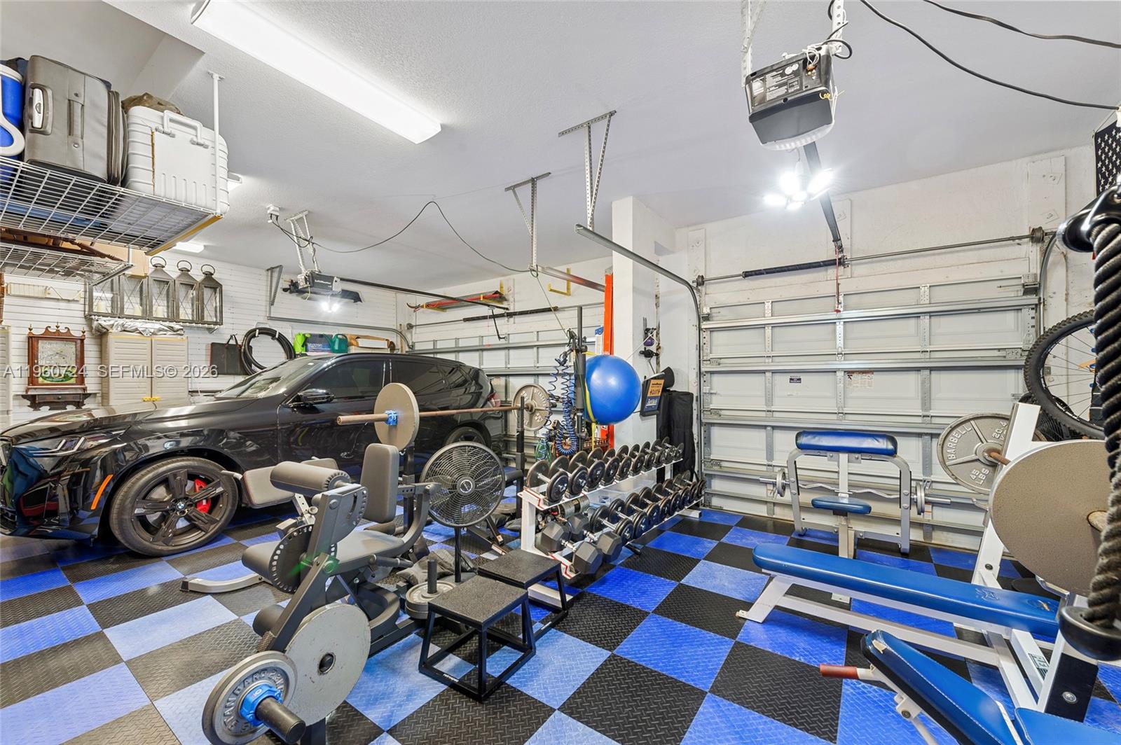 2567 Montclaire Cir
