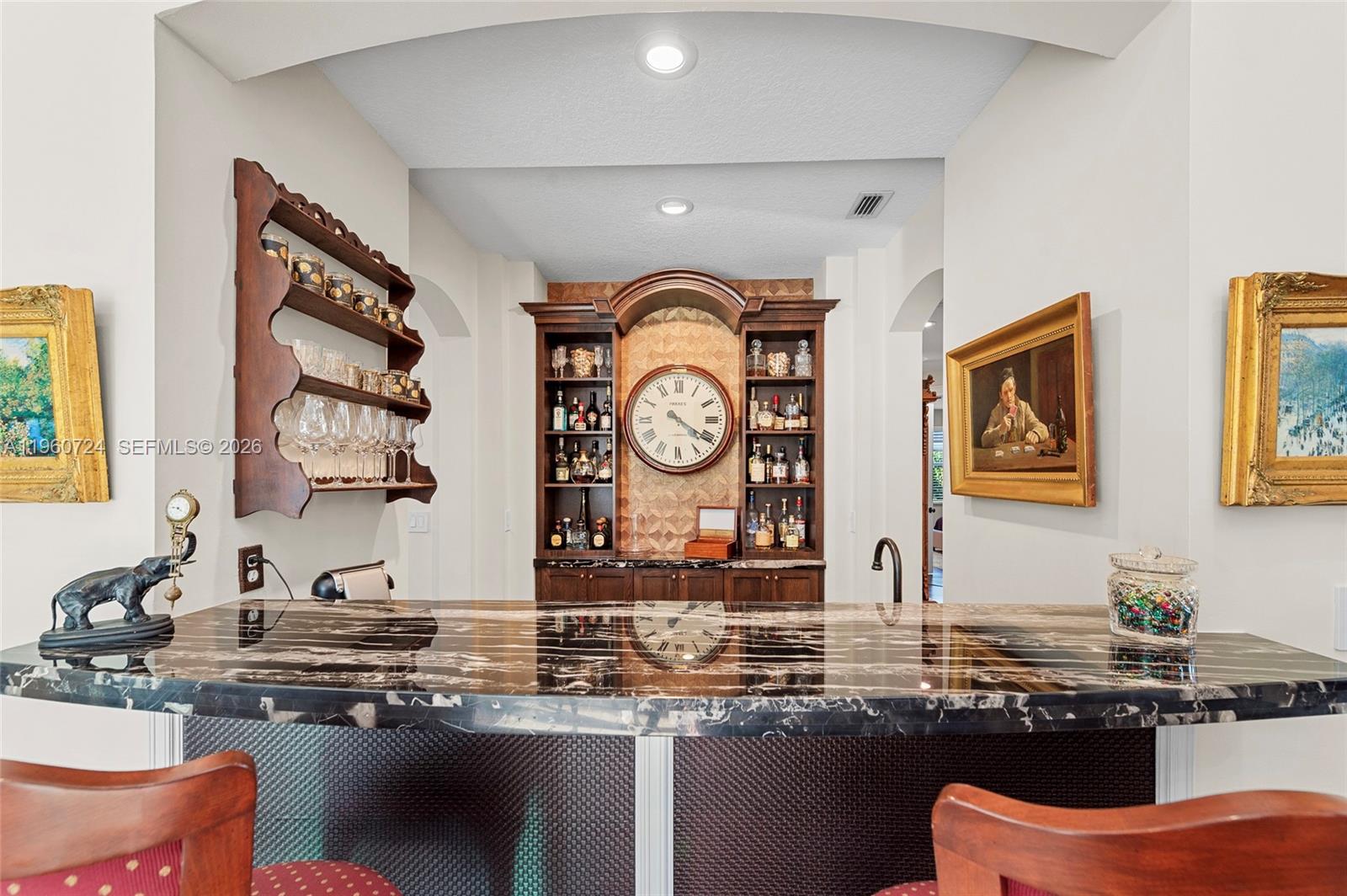 2567 Montclaire Cir
