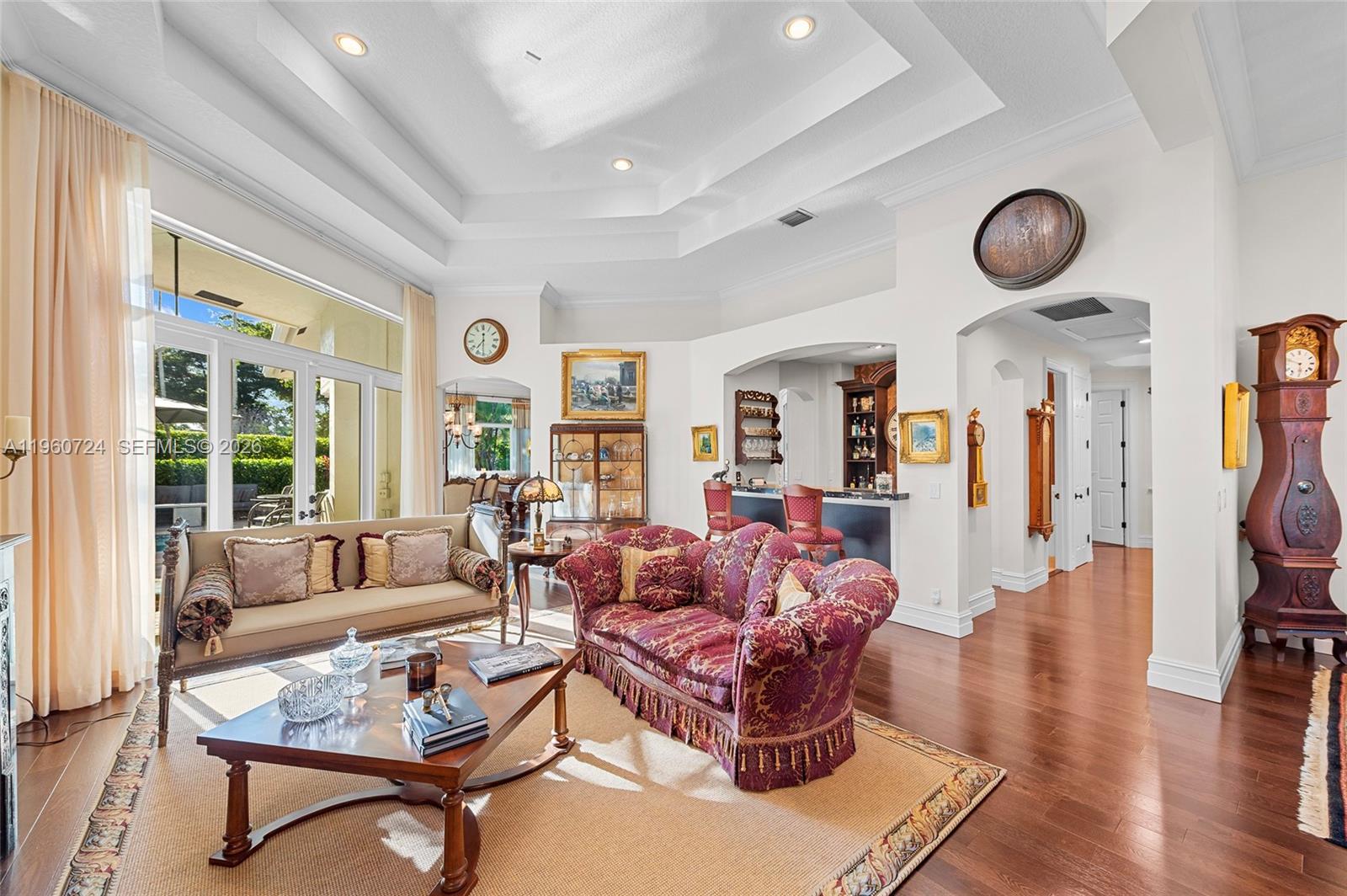 2567 Montclaire Cir
