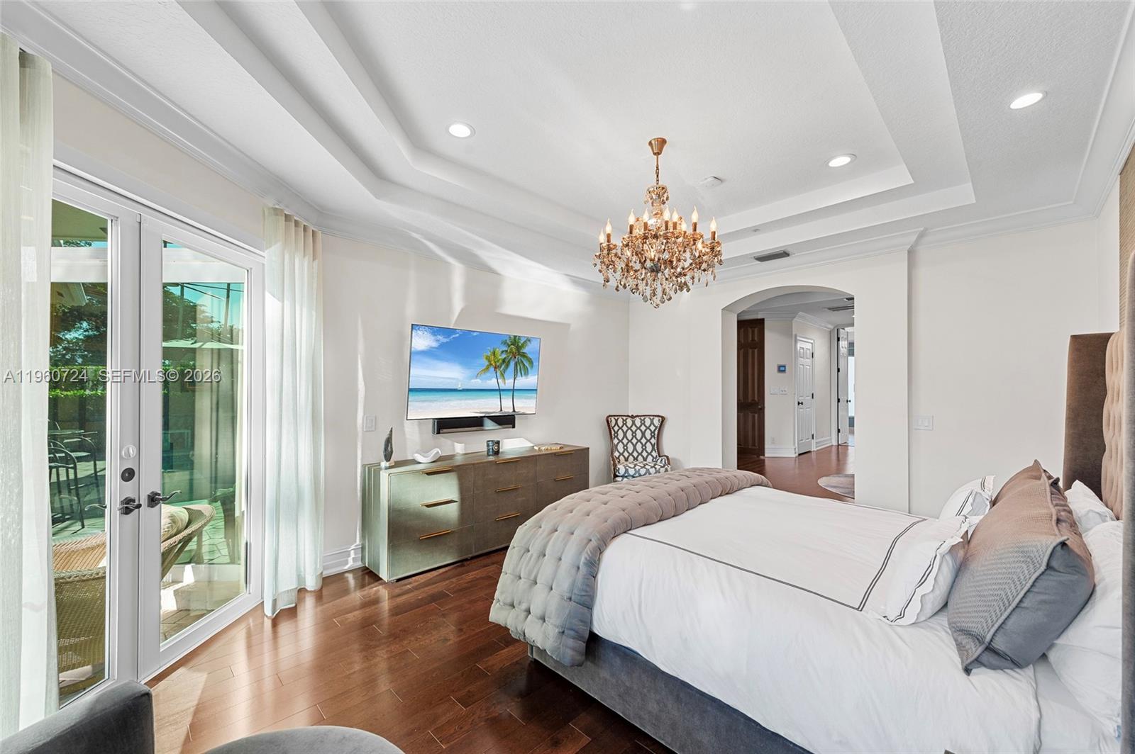 2567 Montclaire Cir