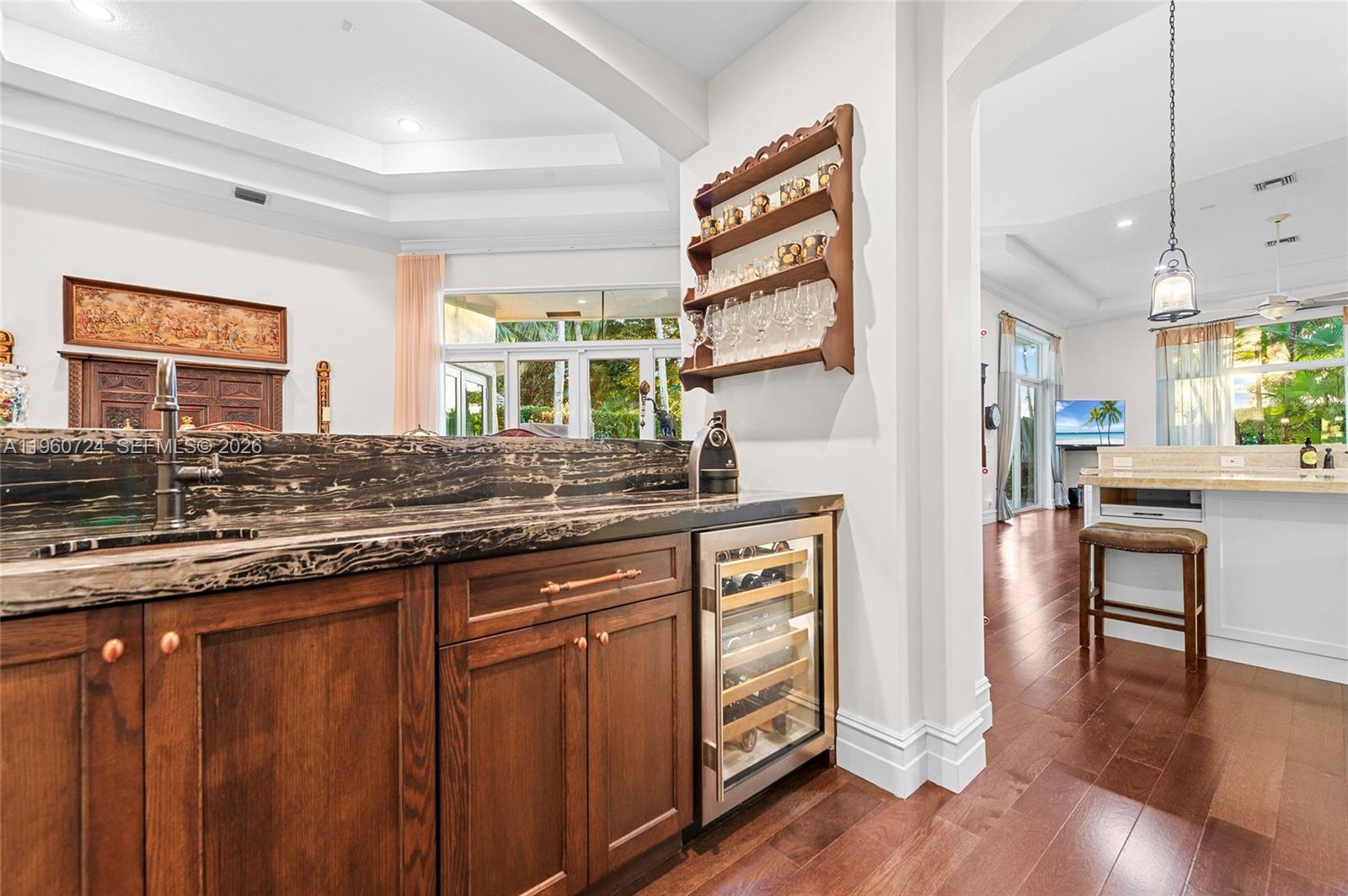 2567 Montclaire Cir