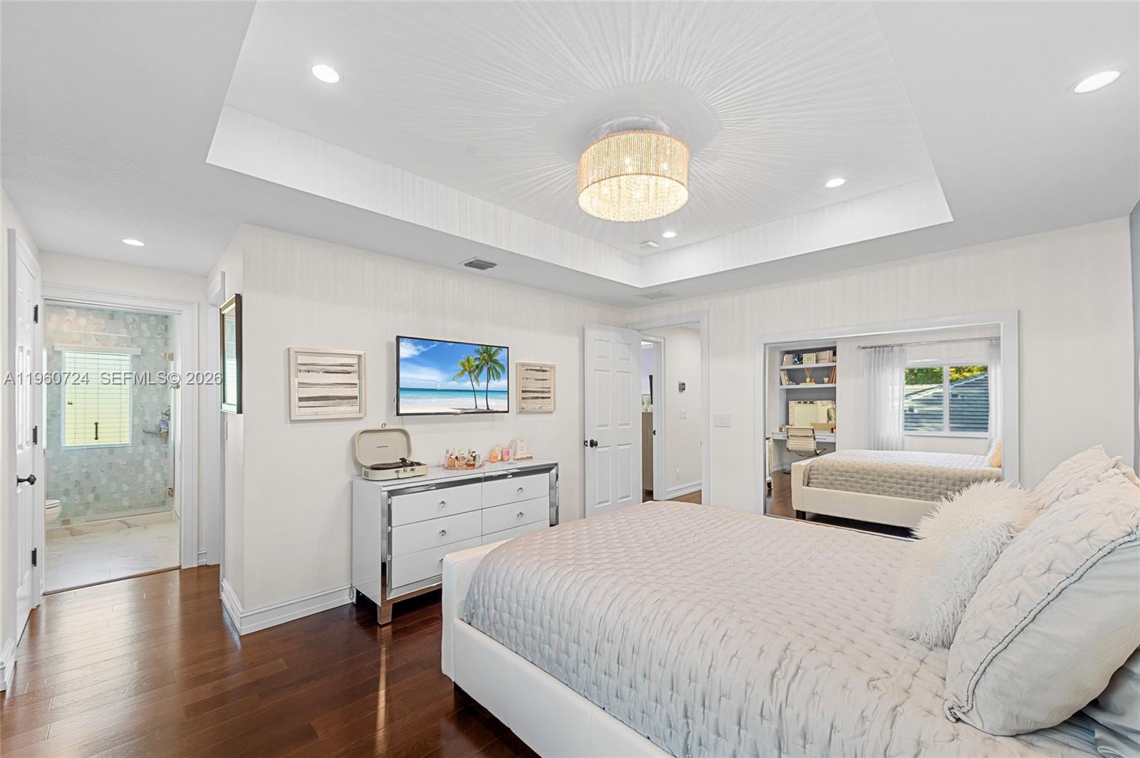 2567 Montclaire Cir