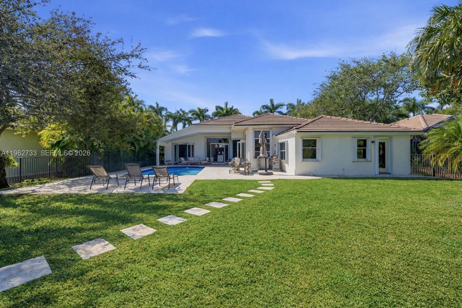 2562 Eagle Run Ln
