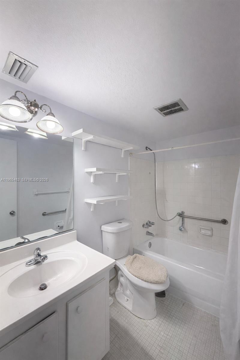 7955 NW 5th Ct # 103