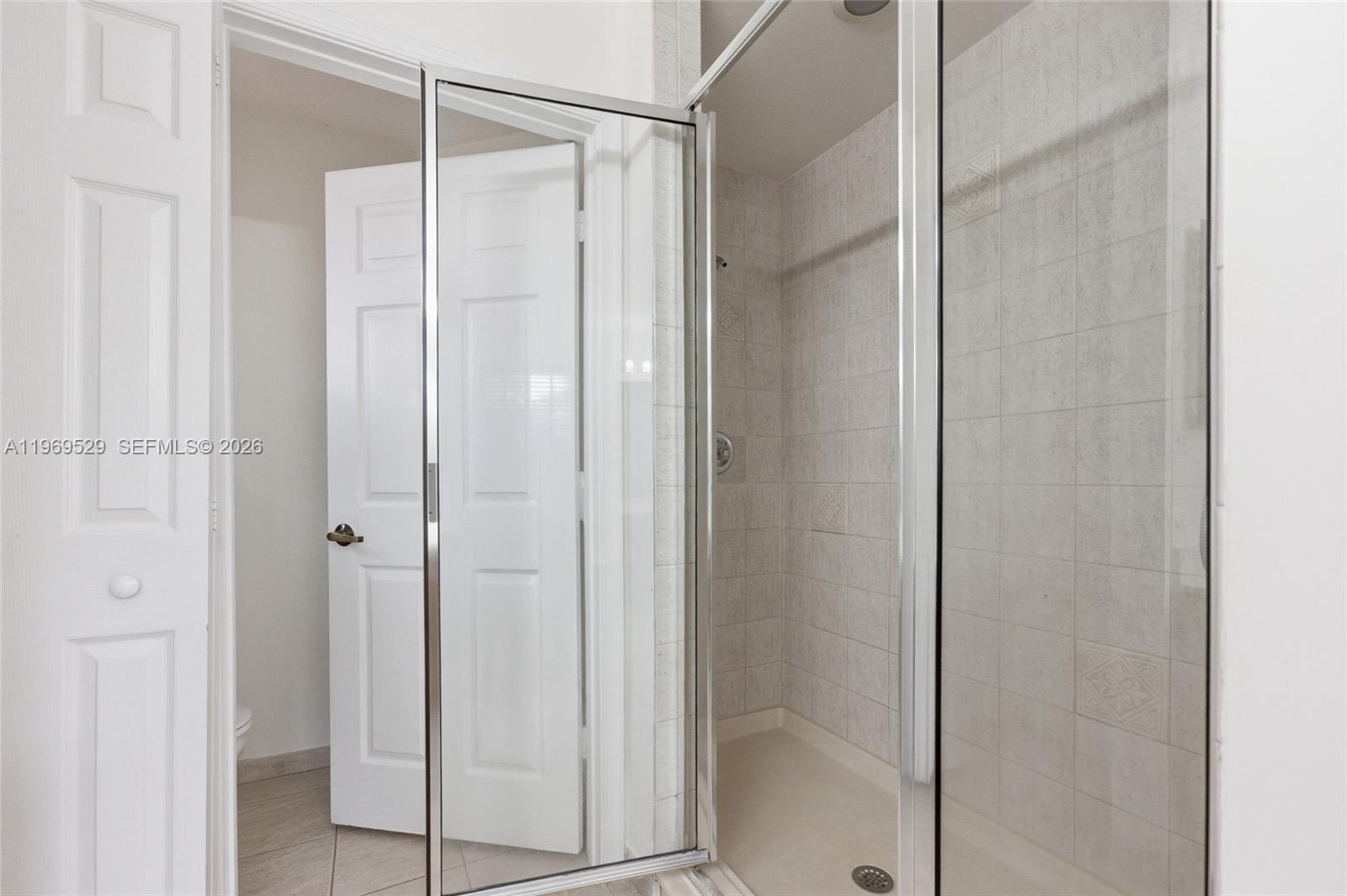 2455 Greenbrier Ct