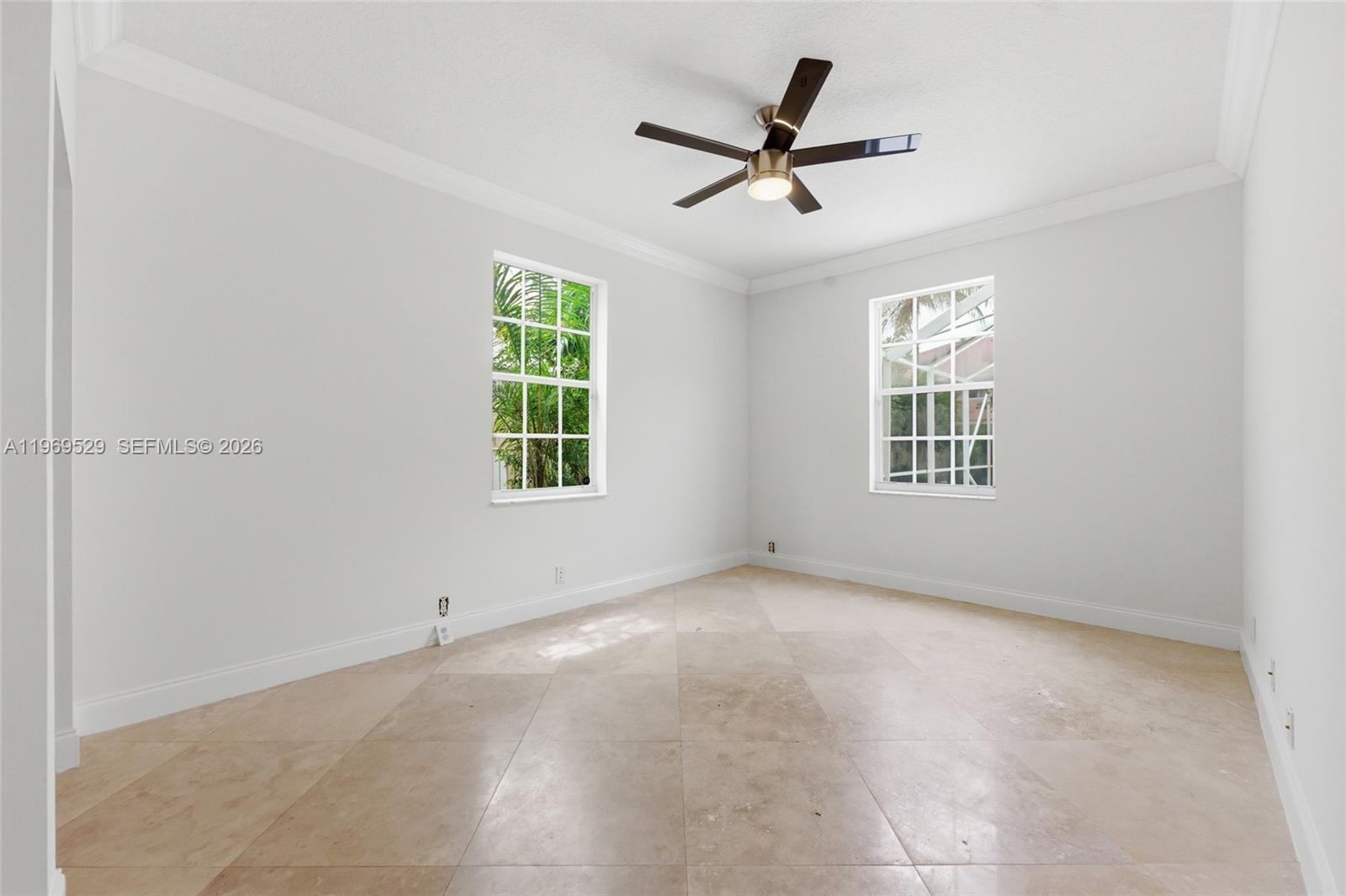 2455 Greenbrier Ct