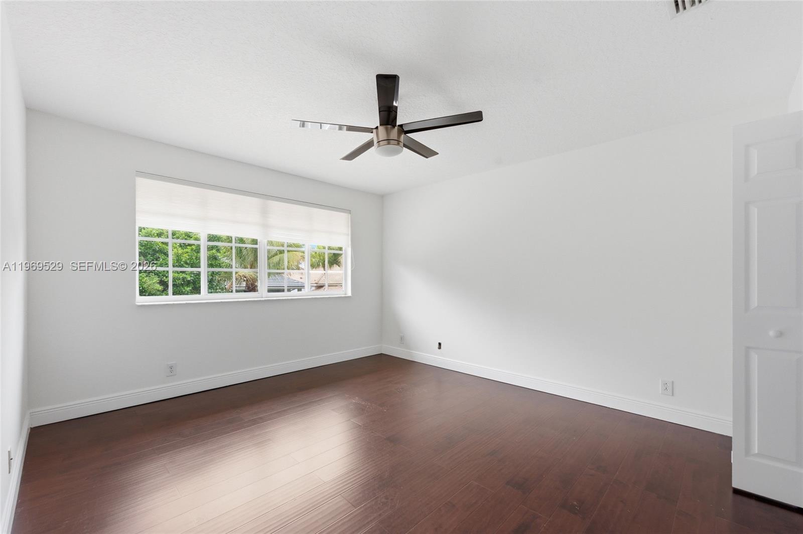 2455 Greenbrier Ct