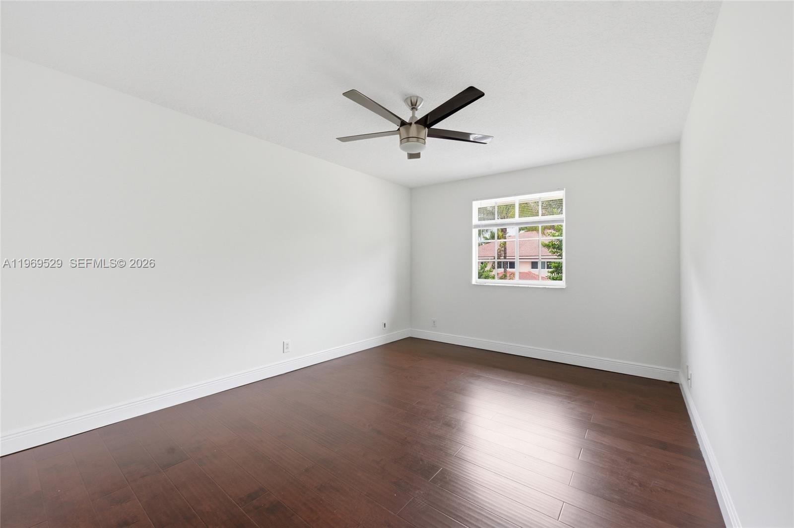 2455 Greenbrier Ct
