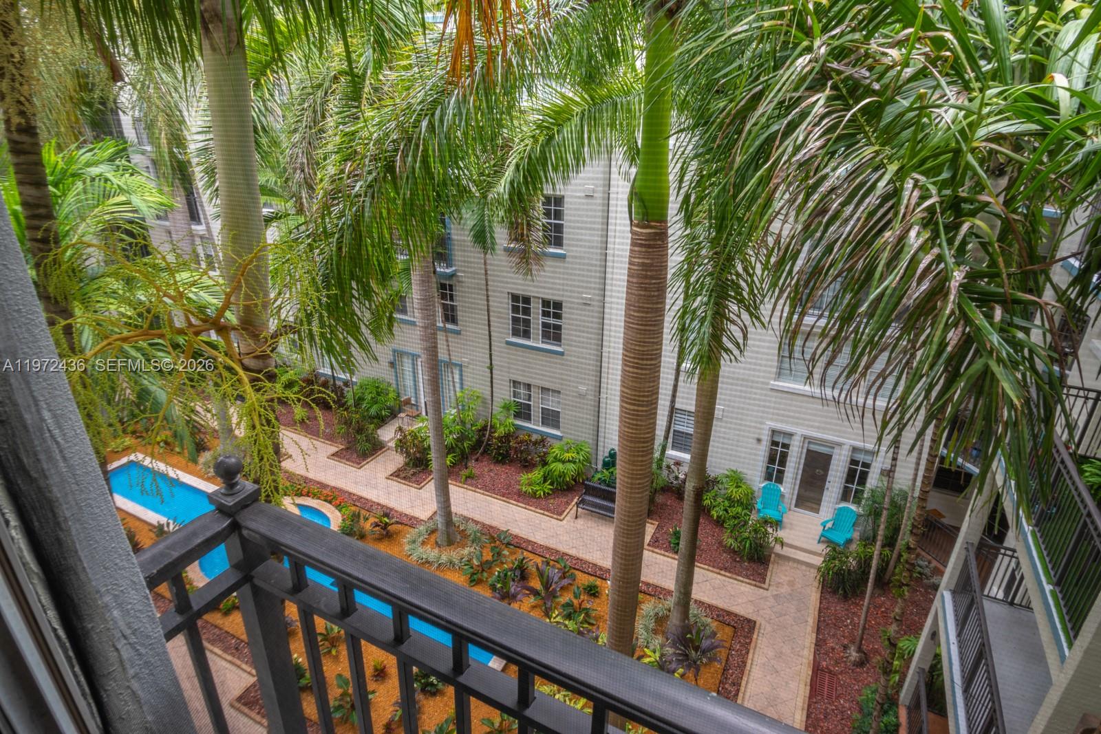 533 NE 3rd Ave # 435