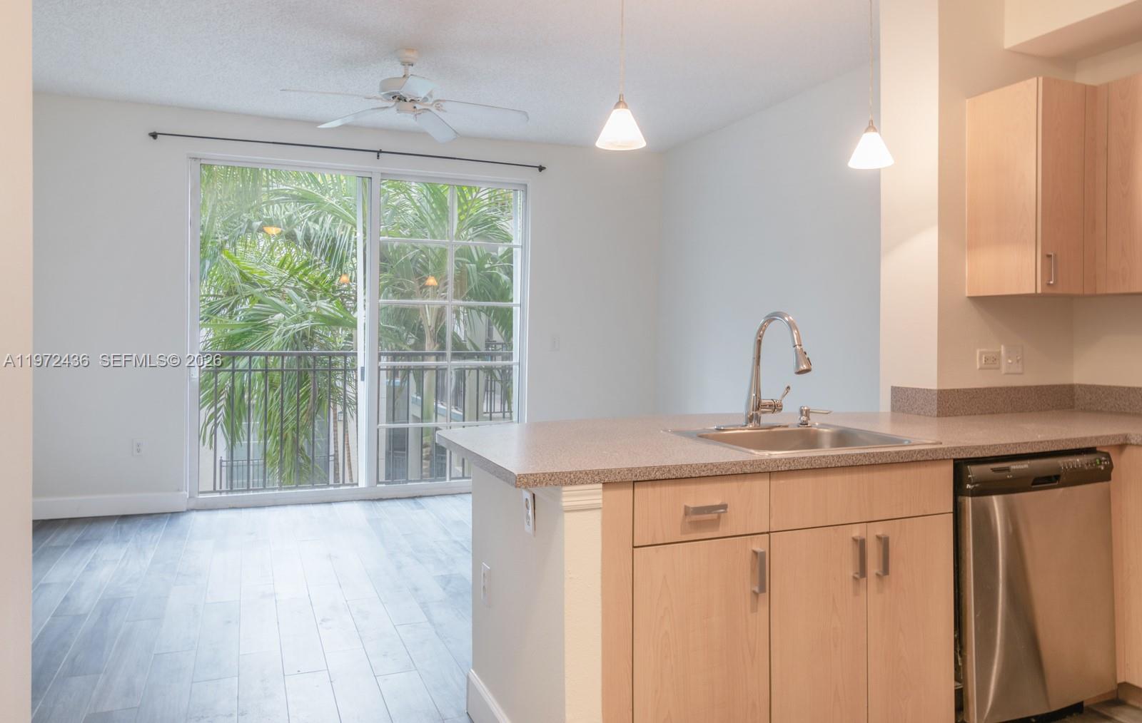 533 NE 3rd Ave # 435